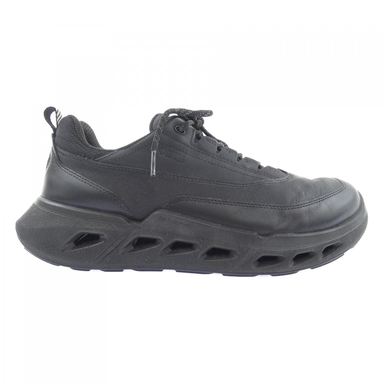 エコー ecco スニーカー