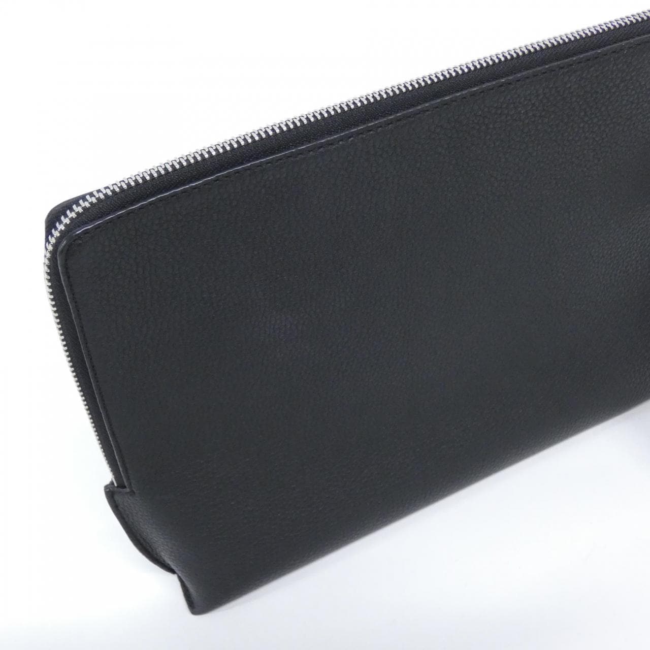 LOEVE L ZIP POUCH C660Z81X01包