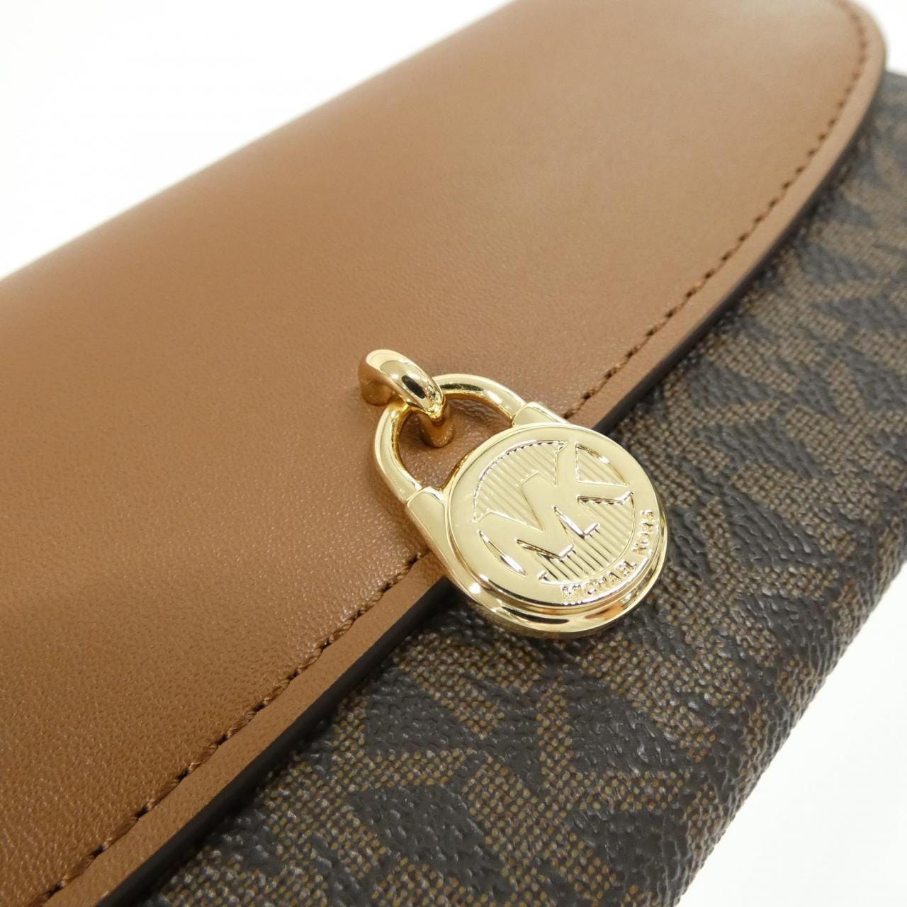 【新品】マイケルマイケルコース HAMILTON 35S5GHME9B 財布