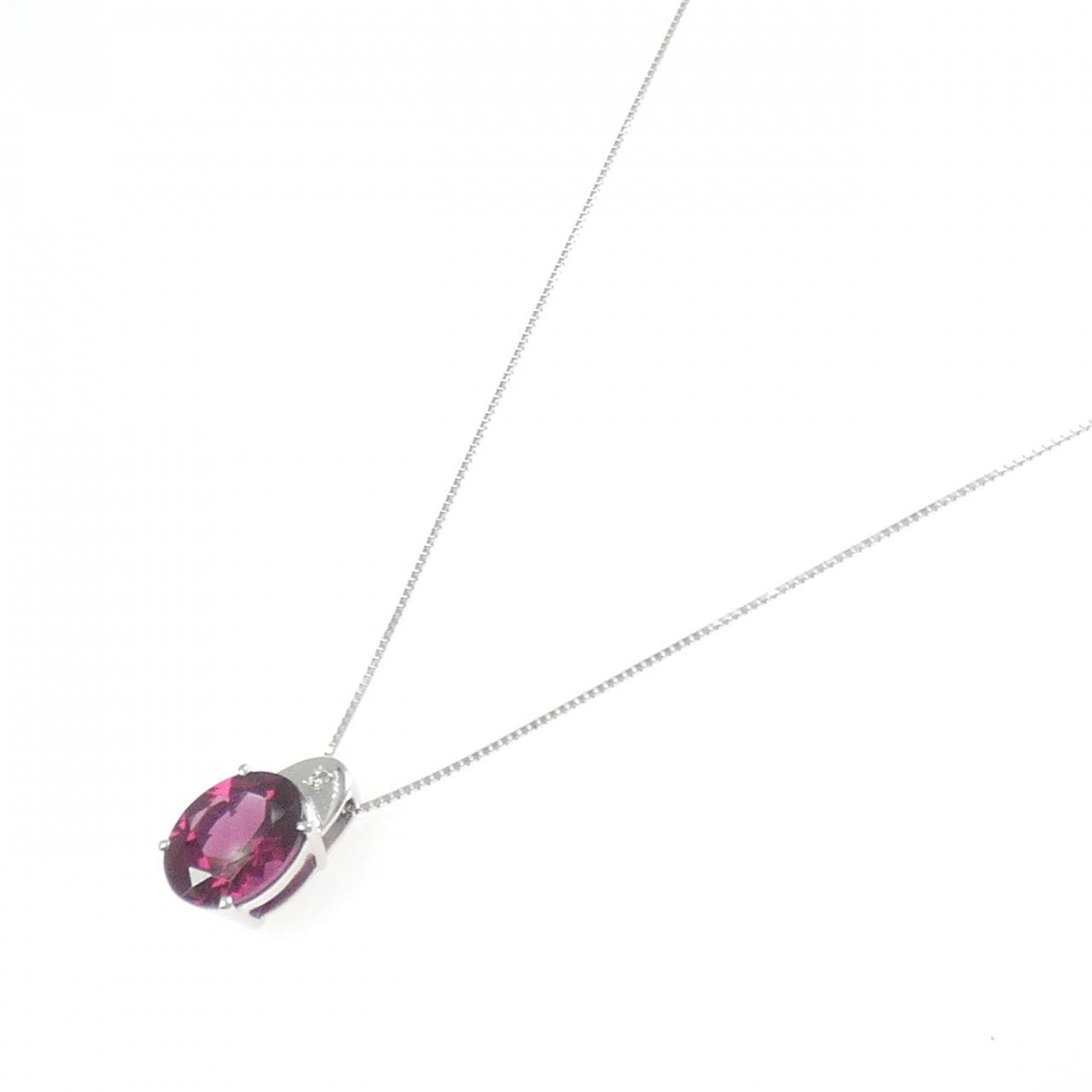 K18WG ガーネット ネックレス 4.08CT