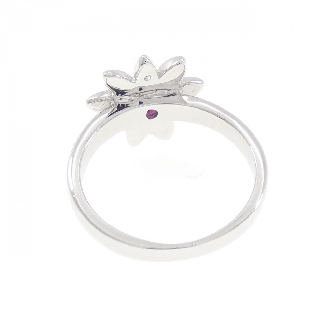 18KWG フラワー ガーネット リング