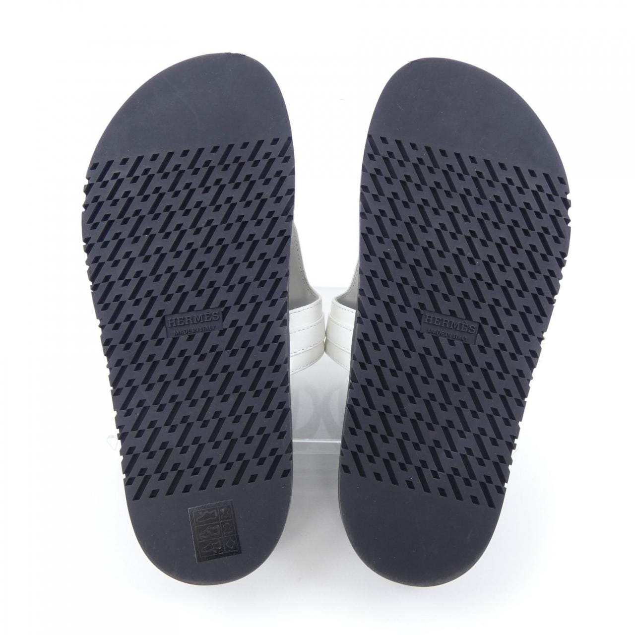 エルメス HERMES アンピール EMPIRE ケリーバックル KELLY BUCKLE 221074Z サンダル