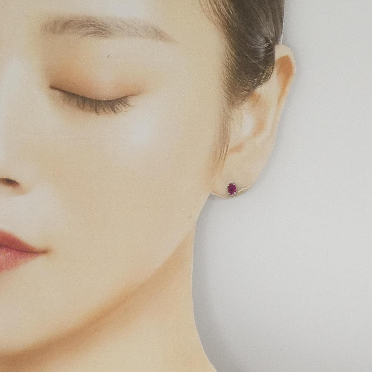 PT900 ルビー ピアス 0.73CT