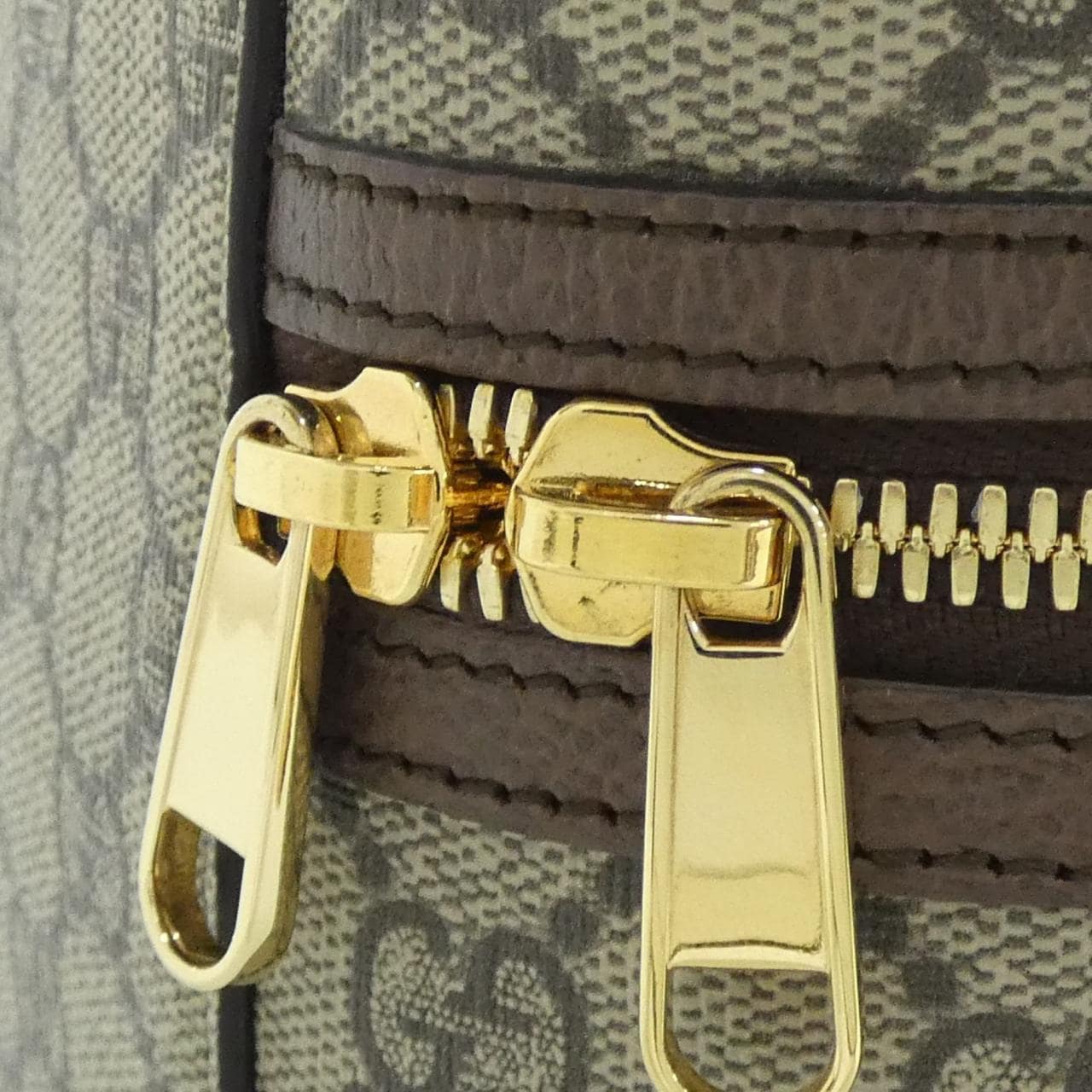 グッチ 627463 96IWG バッグ