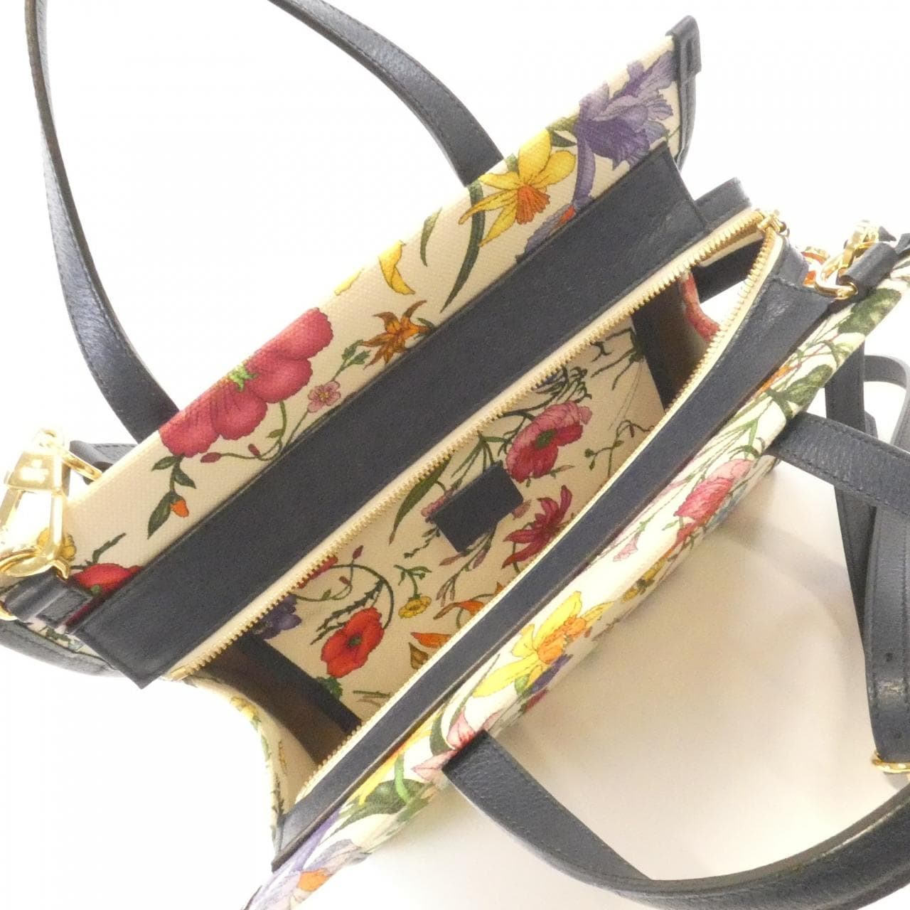 グッチ 550141 9ZIAX バッグ