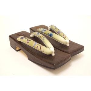 【新品】女下駄　【岡重】Ｆサイズ