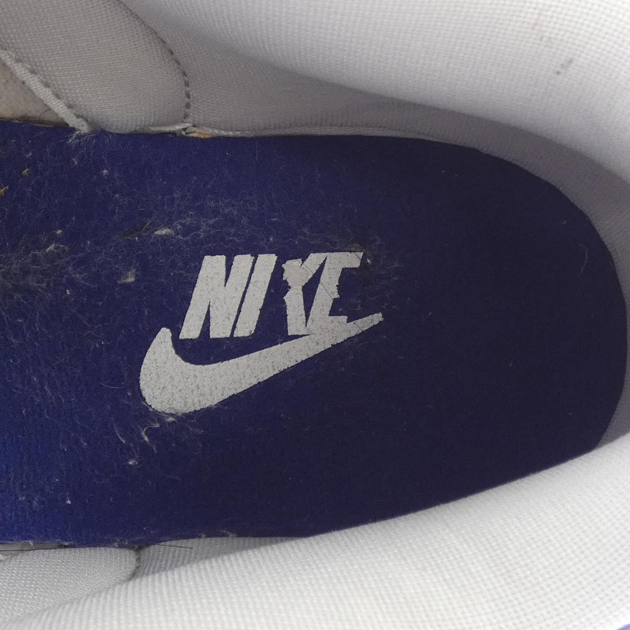 ナイキ NIKE CZ2667 400 スニーカー