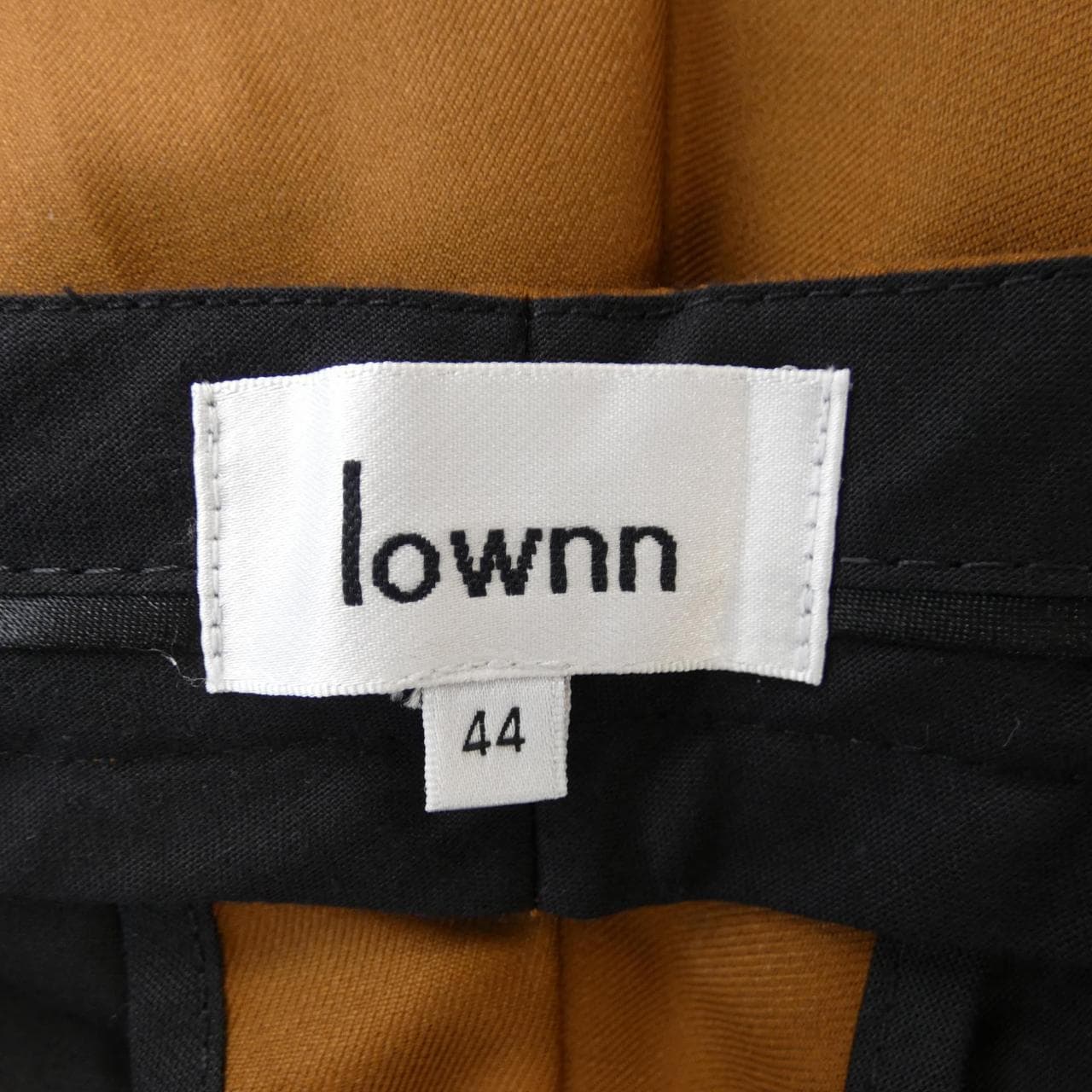 LOWNN パンツ