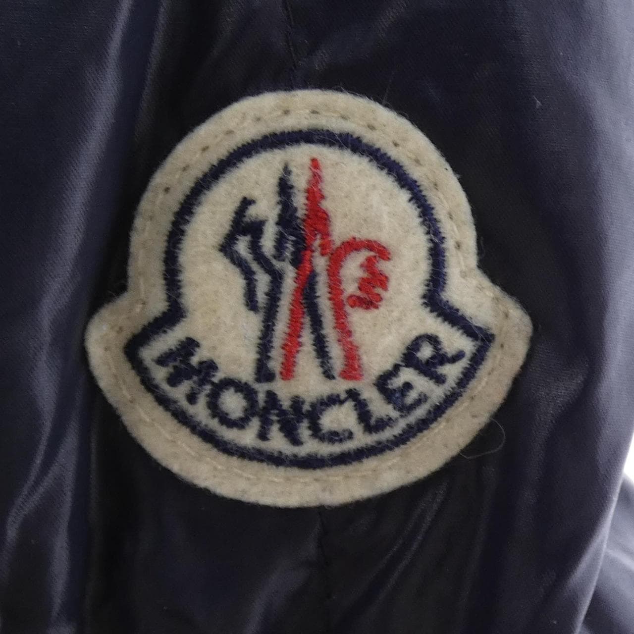 モンクレール MONCLER ALBIZIA ダウンコート