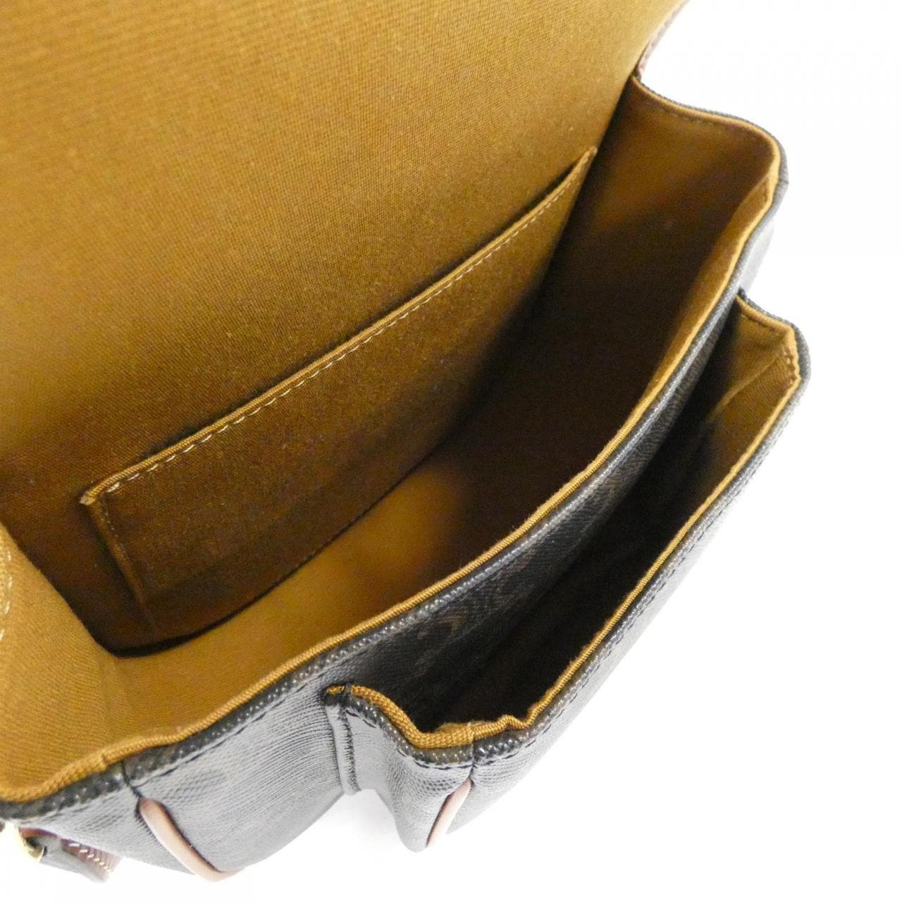 CELINE Folco Medium 191502BZJ Shoulder Bag