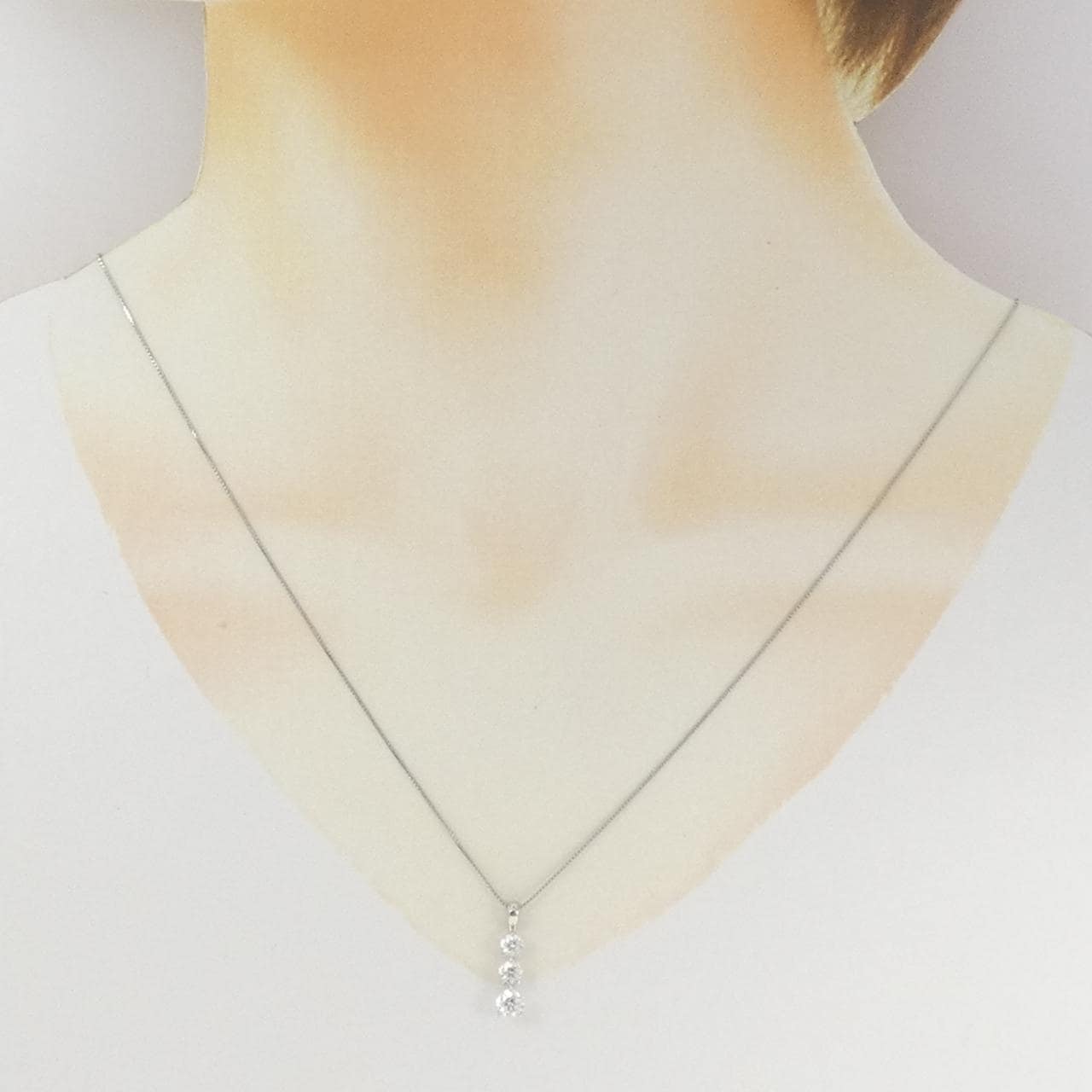 トリロジー ダイヤモンド ネックレス 0.70CT