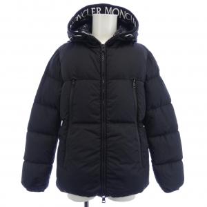 モンクレール MONCLER ダウンジャケット