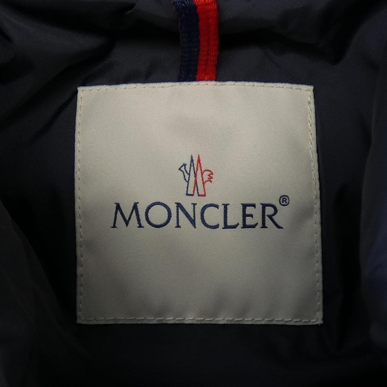 モンクレール MONCLER ダウンジャケット