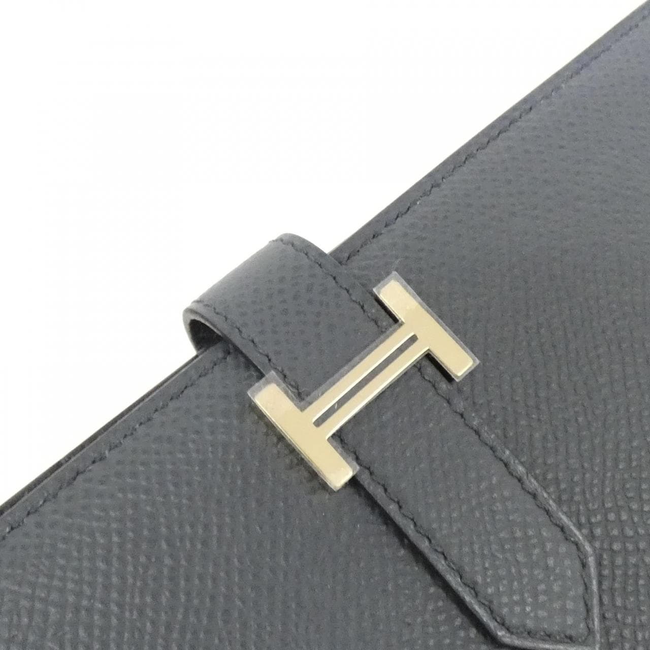 エルメス ベアン スフレ ヴェルソ 財布