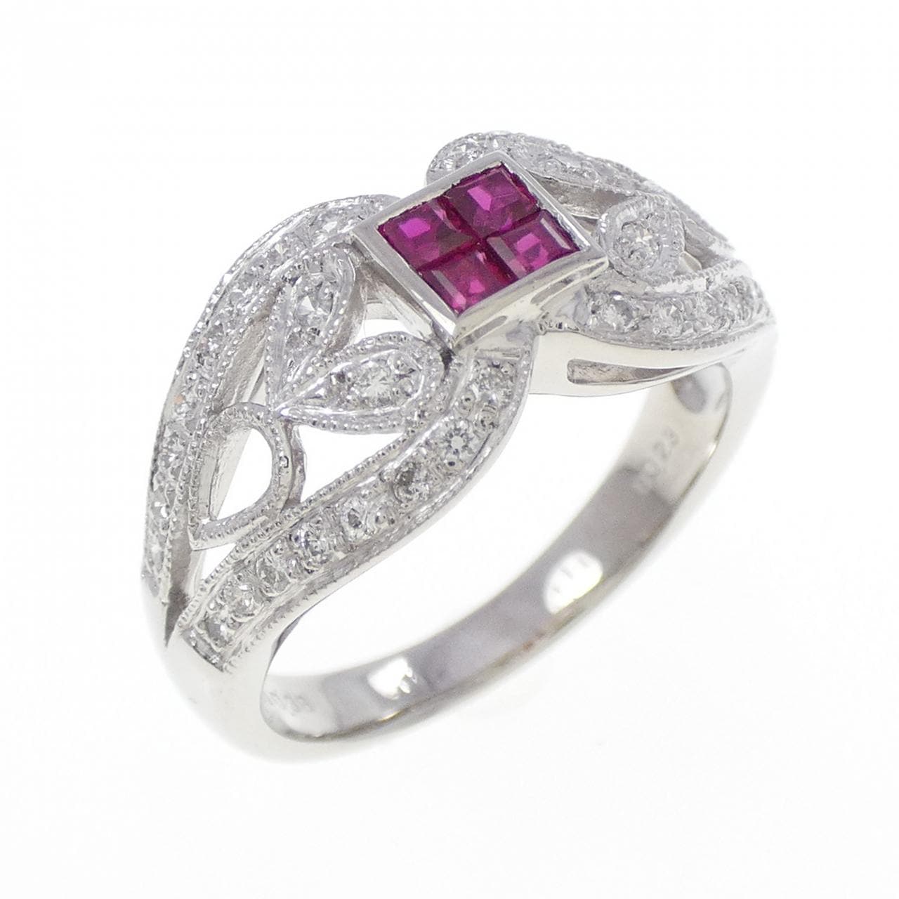 PT900 ルビー リング 0.38CT