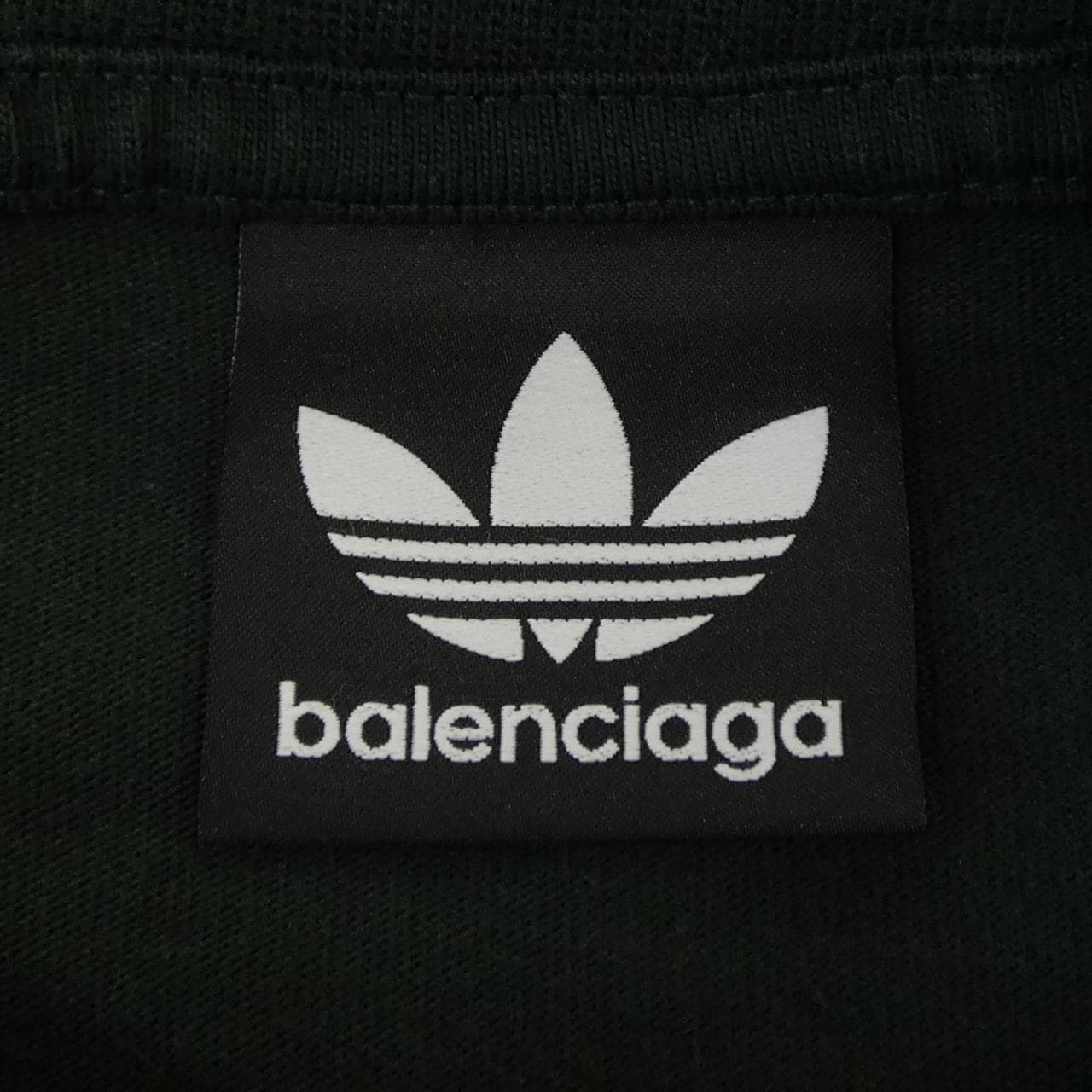 バレンシアガ BALENCIAGA ADIDAS 723976 TNVN8 Tシャツ