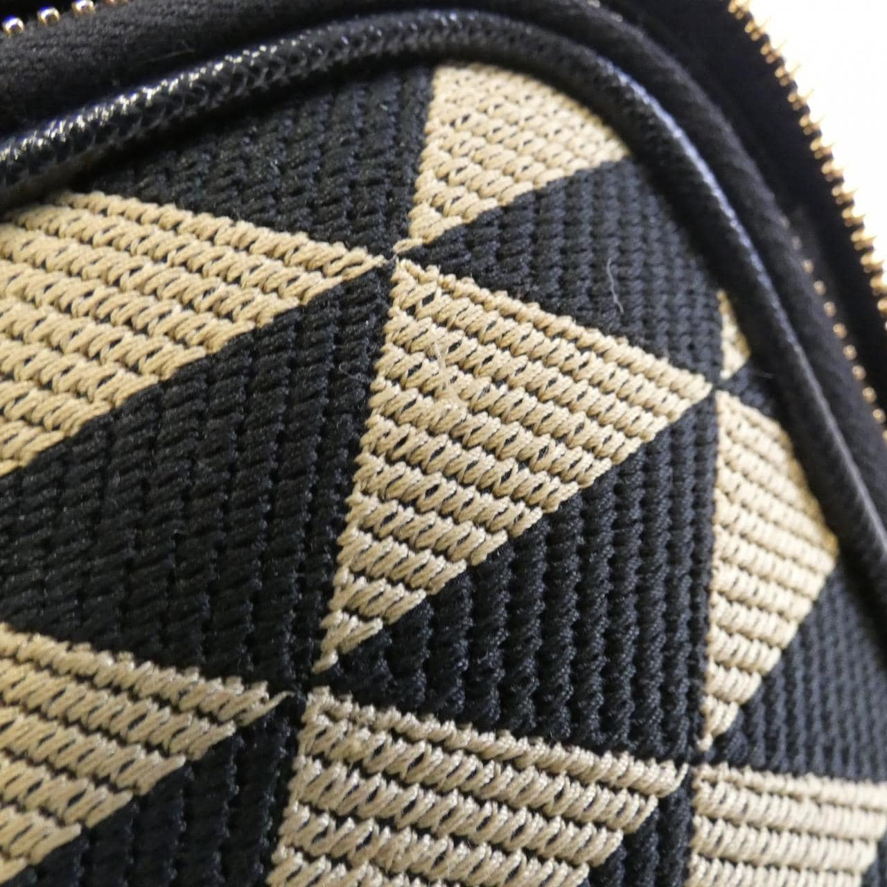 プラダ 2VH069 ショルダーバッグ