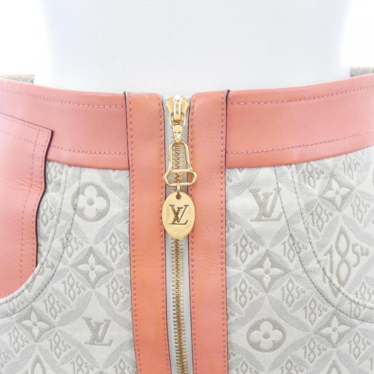 ルイヴィトン LOUIS VUITTON SINCE1854 コントラストトリム FMSK68J77 スカート