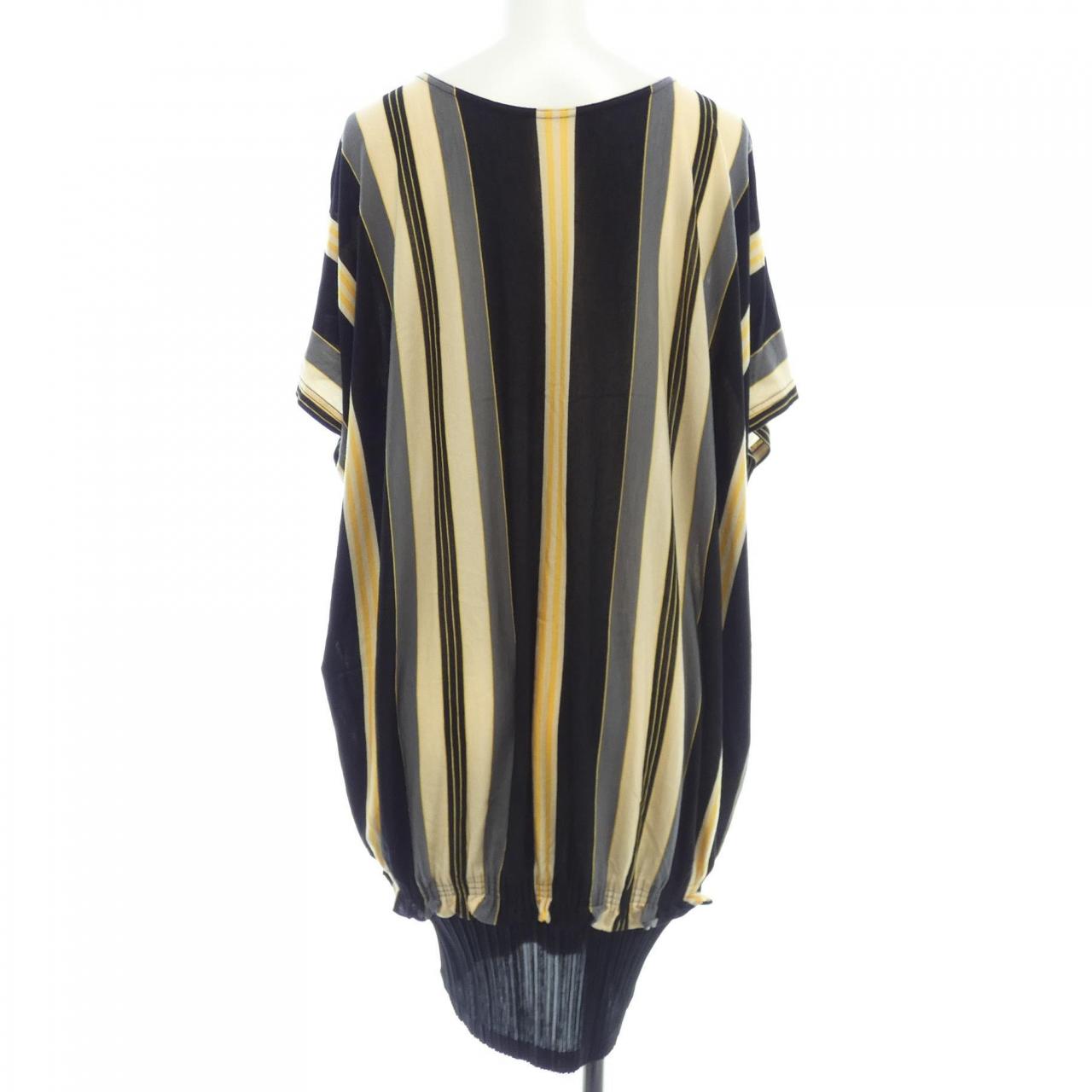 プリーツプリーズ PLEATS PLEASE トップス