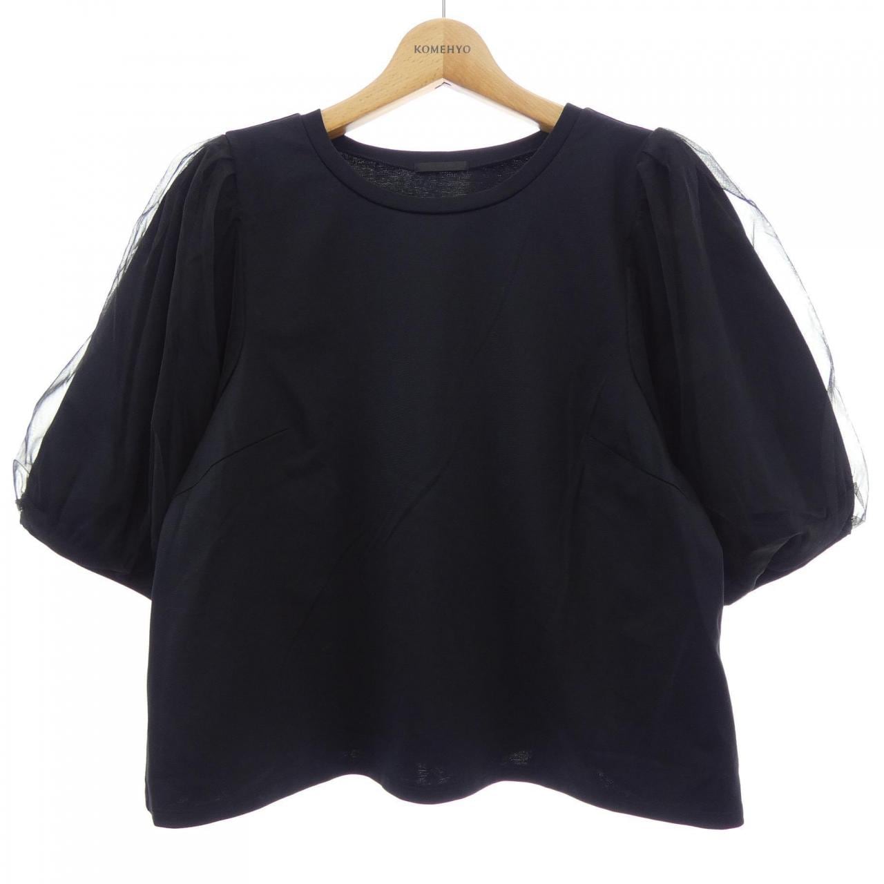トゥービーシック TO BE CHIC Tシャツ