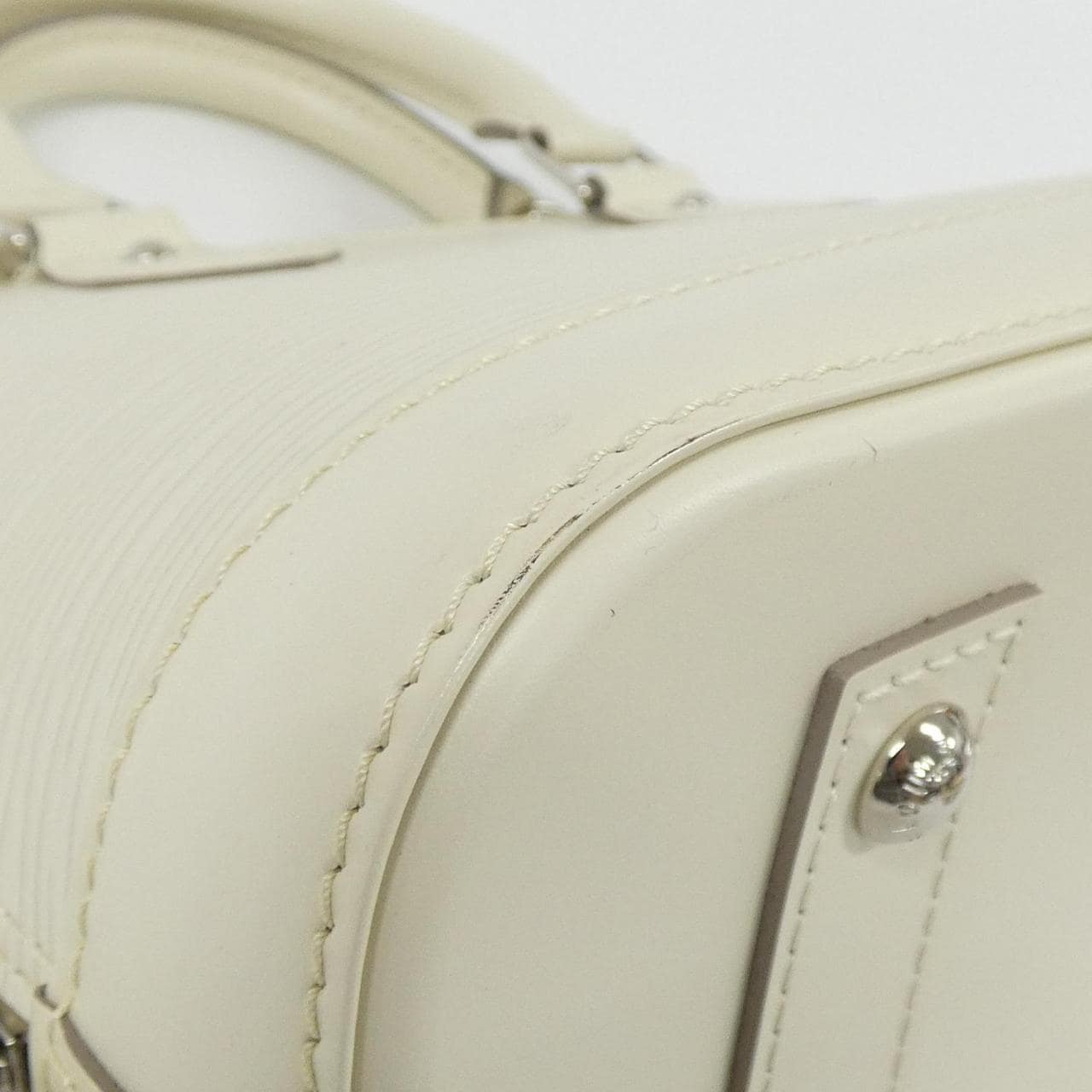 ルイヴィトン エピ アルマBB M4085J バッグ