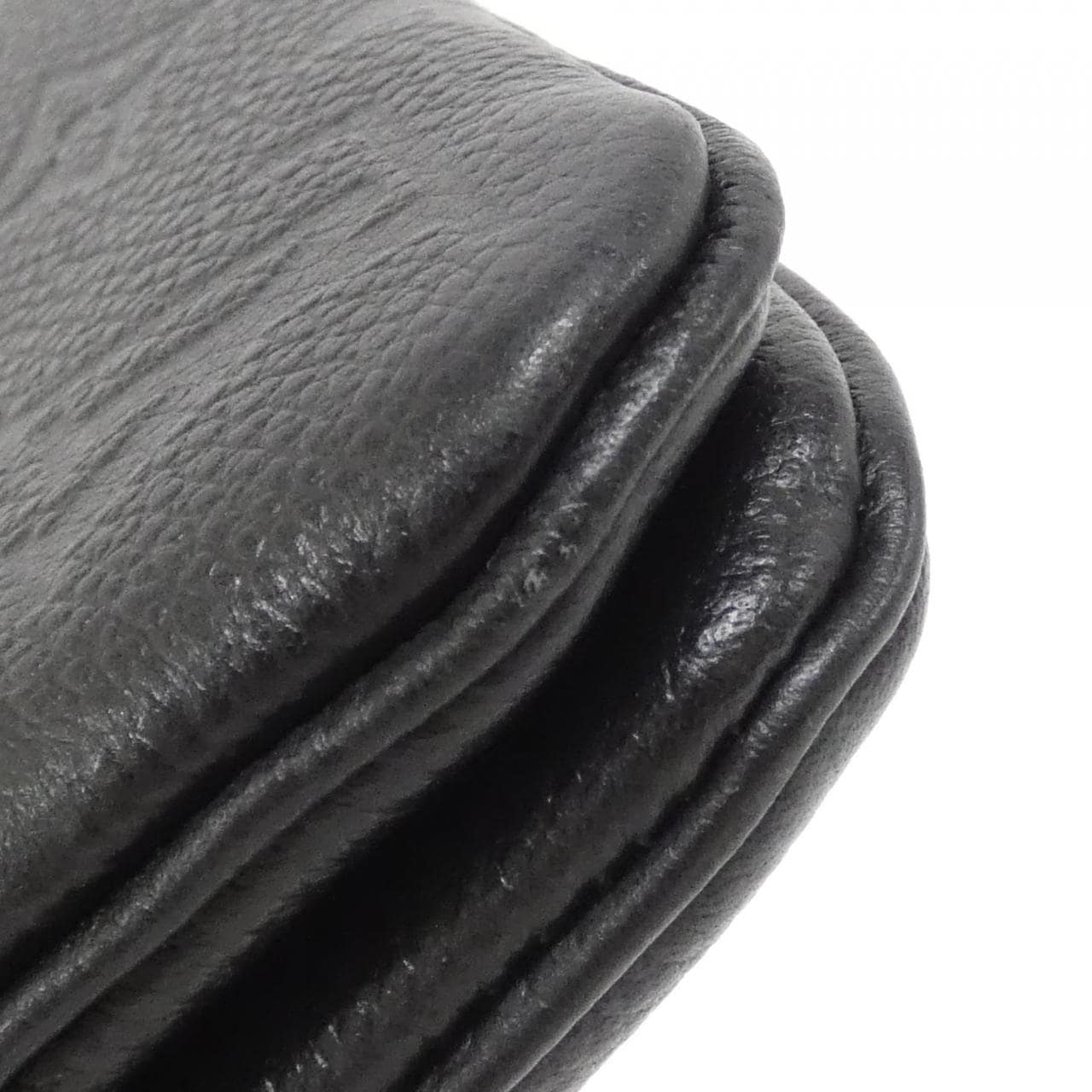 LOUIS VUITTON Monogram Empreinte Pochette 双拉链 M68568 单肩包