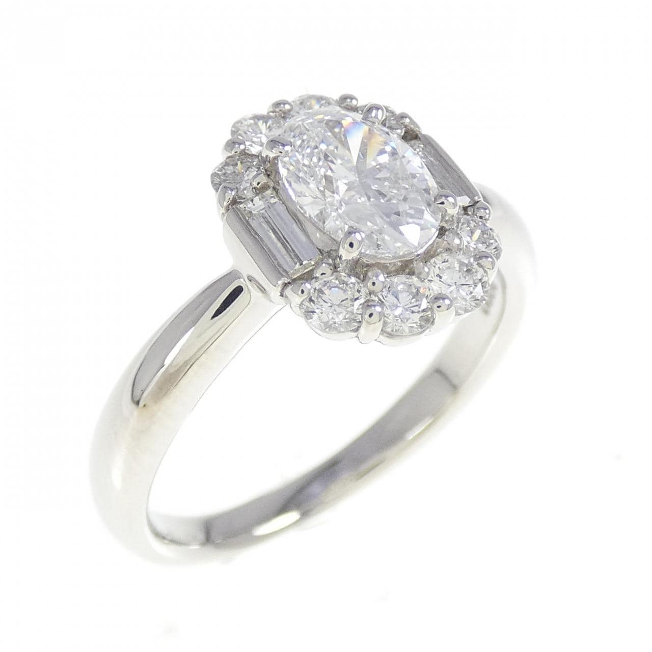PT900 ダイヤモンド リング 0.736CT E SI2 オーバルカット