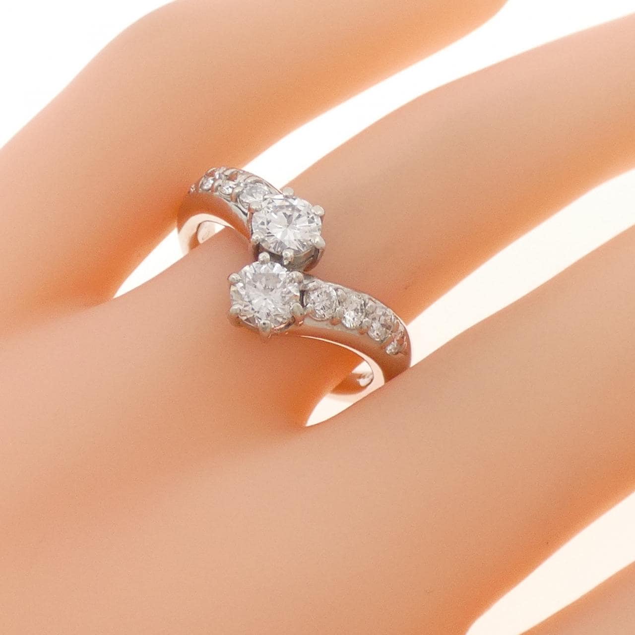 PT900 ダイヤモンド リング 0.67CT
