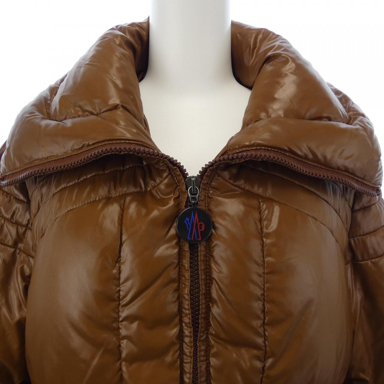 モンクレール MONCLER 45331/52 TESIA ダウンジャケット