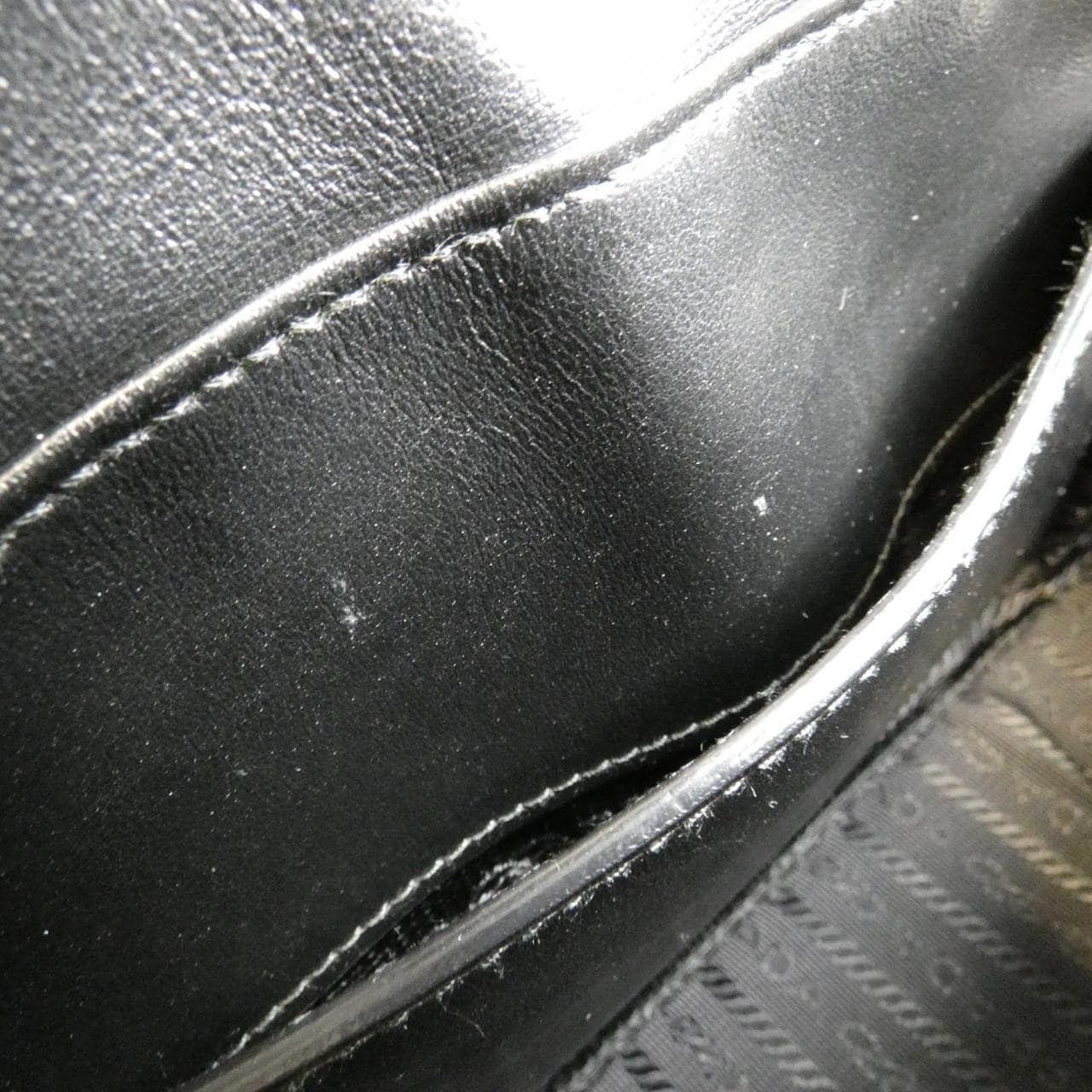 プラダ 1BH083 ショルダーバッグ