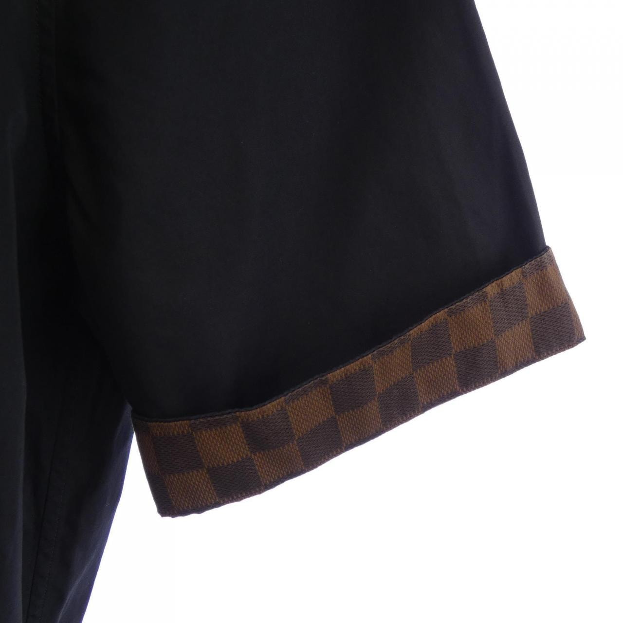 ルイヴィトン LOUIS VUITTON H1SH35BIS S／Sシャツ