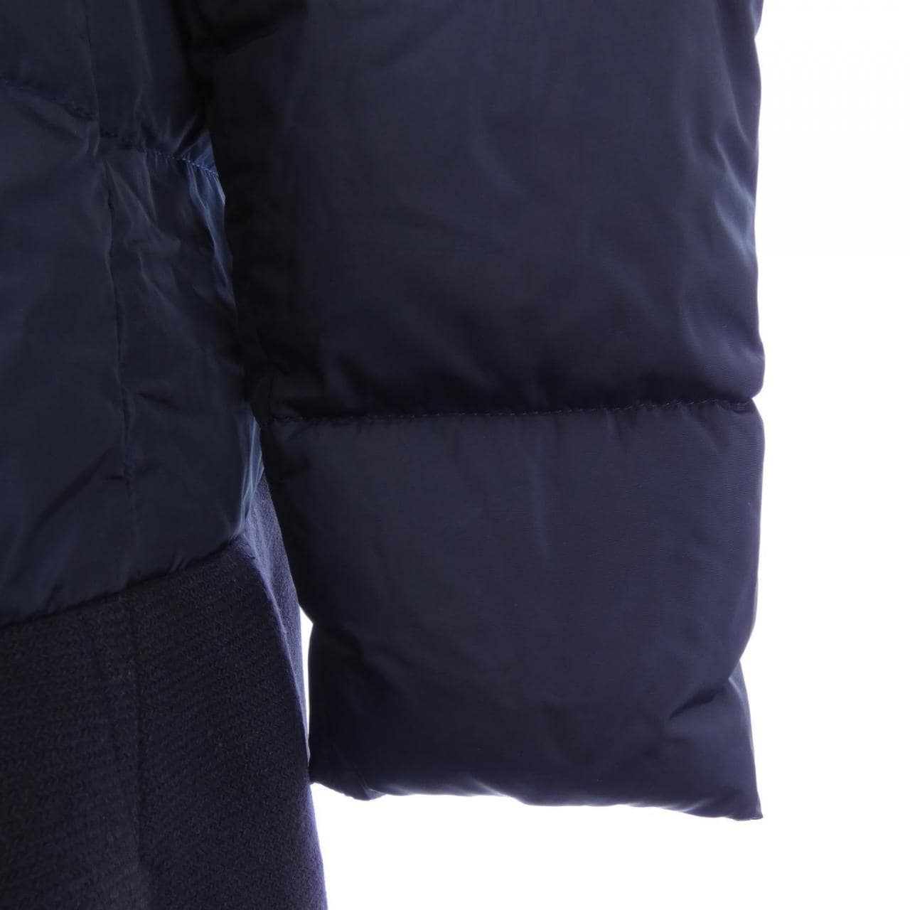 モンクレール MONCLER VIBURNUM ダウンコート