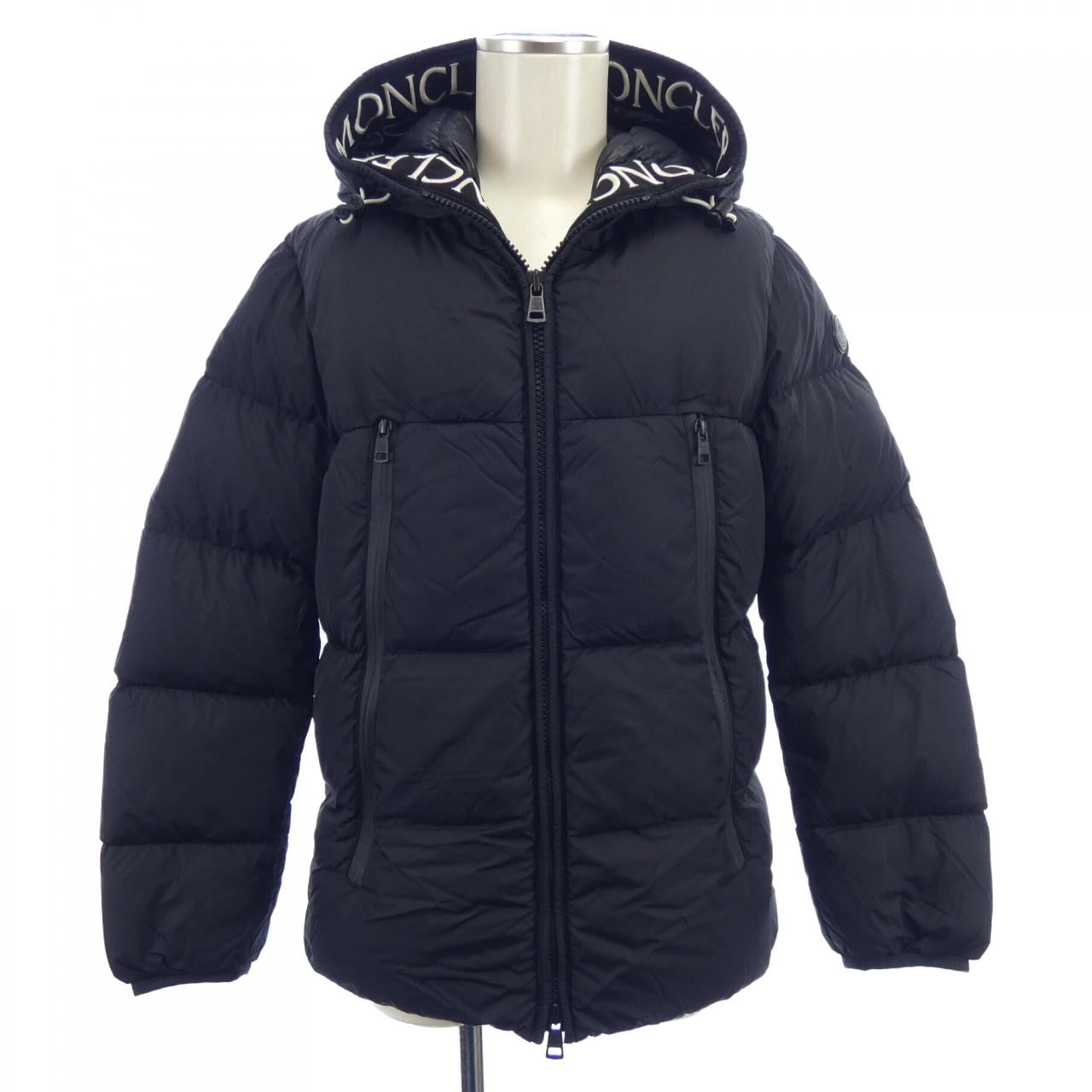 モンクレール MONCLER ダウンジャケット