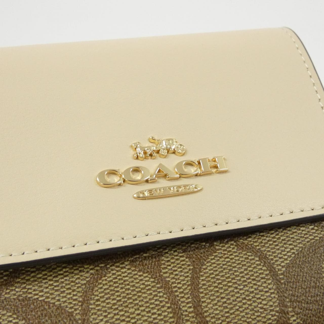 [BRAND NEW] Coach CE930 Wallet