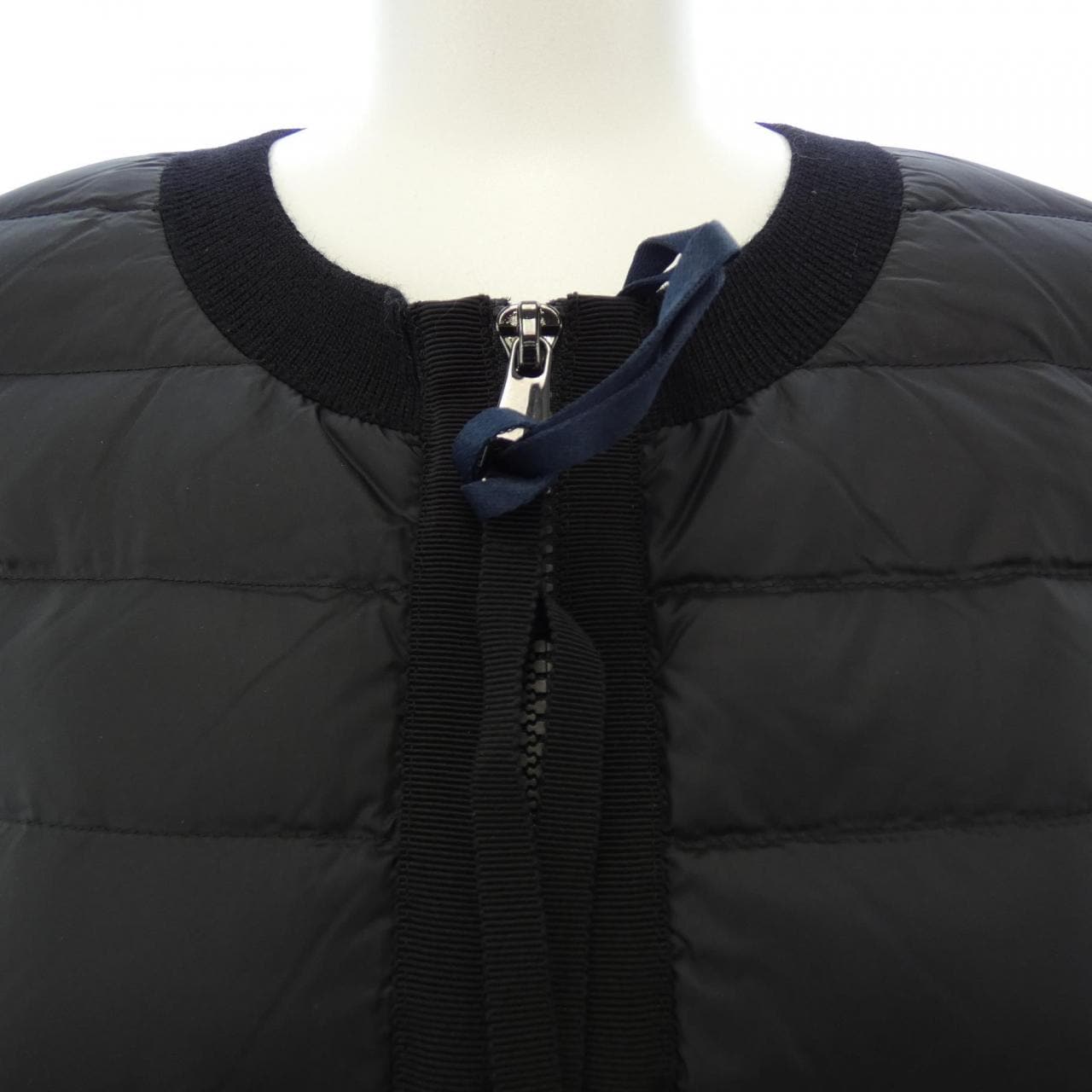 【新品】モンクレール MONCLER 20939B51000 ダウンジャケット