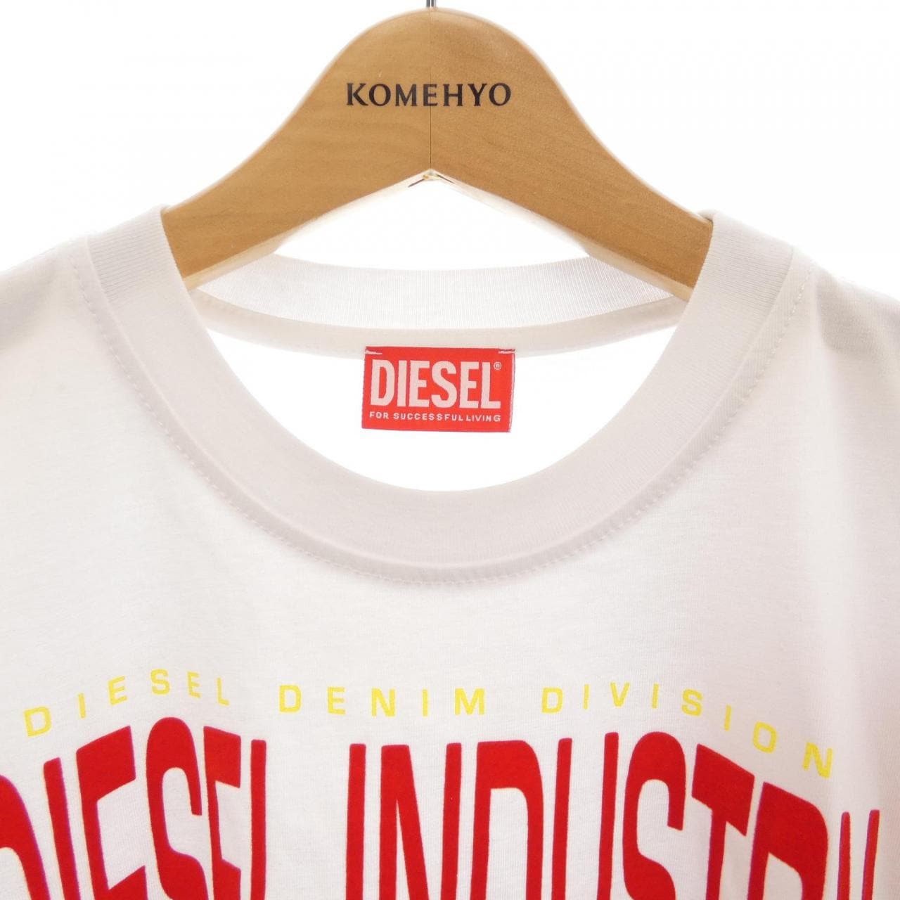 ディーゼル DIESEL A11076 0CATM 100 Tシャツ