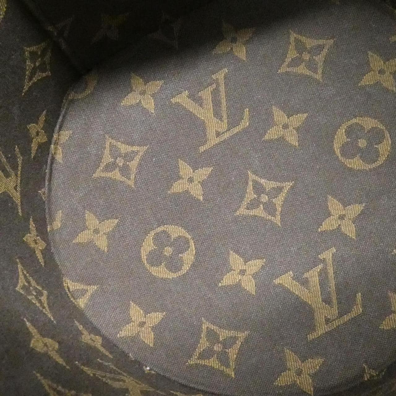 ルイヴィトン ヴェルニ カンヌ M20487 バッグ