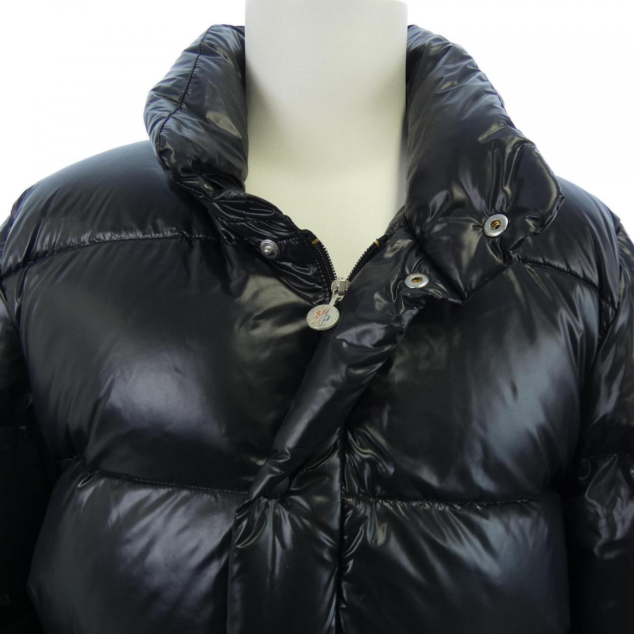 モンクレール MONCLER 41305-50 ダウンジャケット