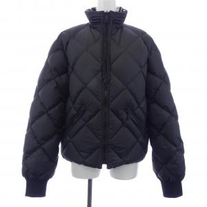 エルメス HERMES LA PROMENADE DU MATIN 2H0159D4 ダウンジャケット