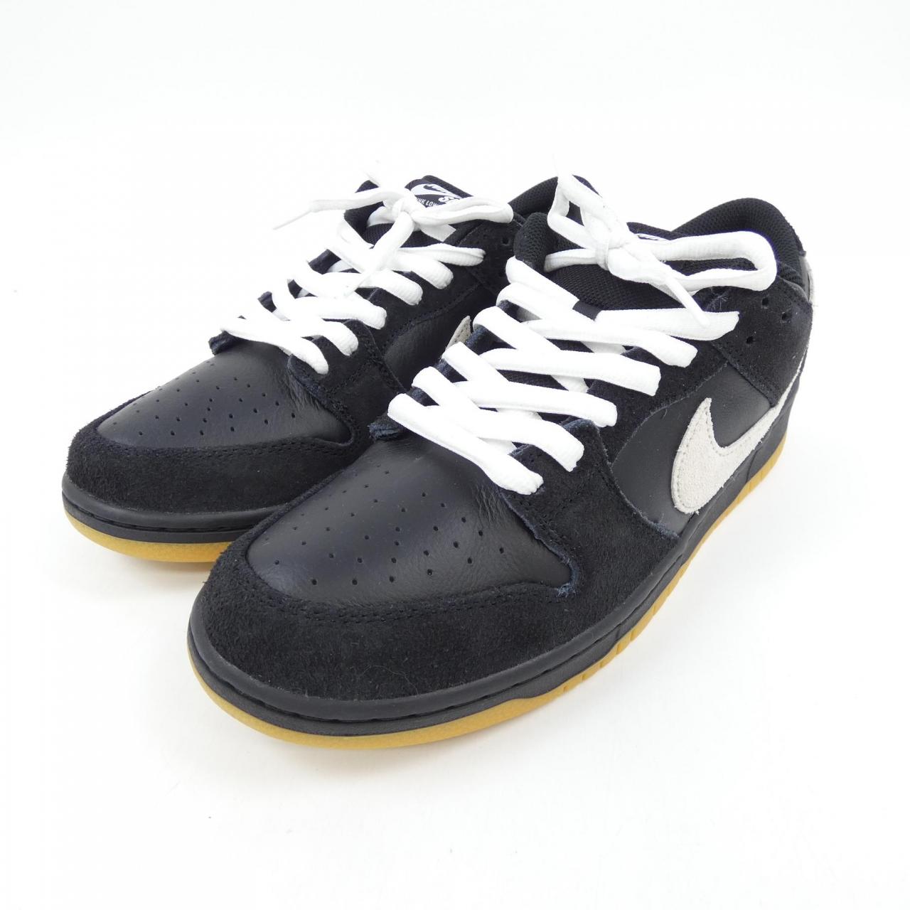 ナイキ NIKE HF3704 シューズ