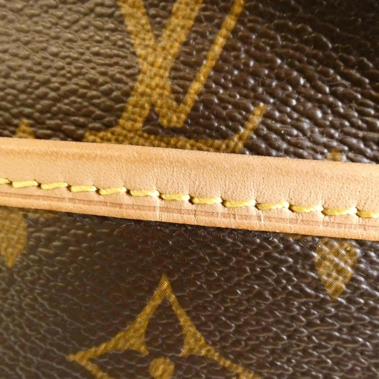 LOUIS VUITTON Monogram邮差 GM M40105 单肩包