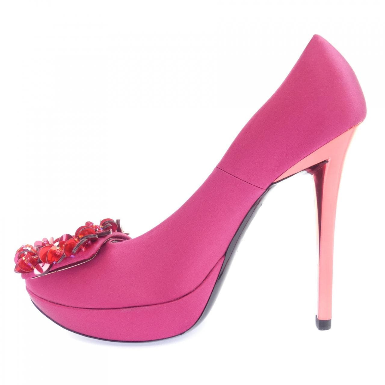 ロジェヴィヴィエ ROGER VIVIER パンプス