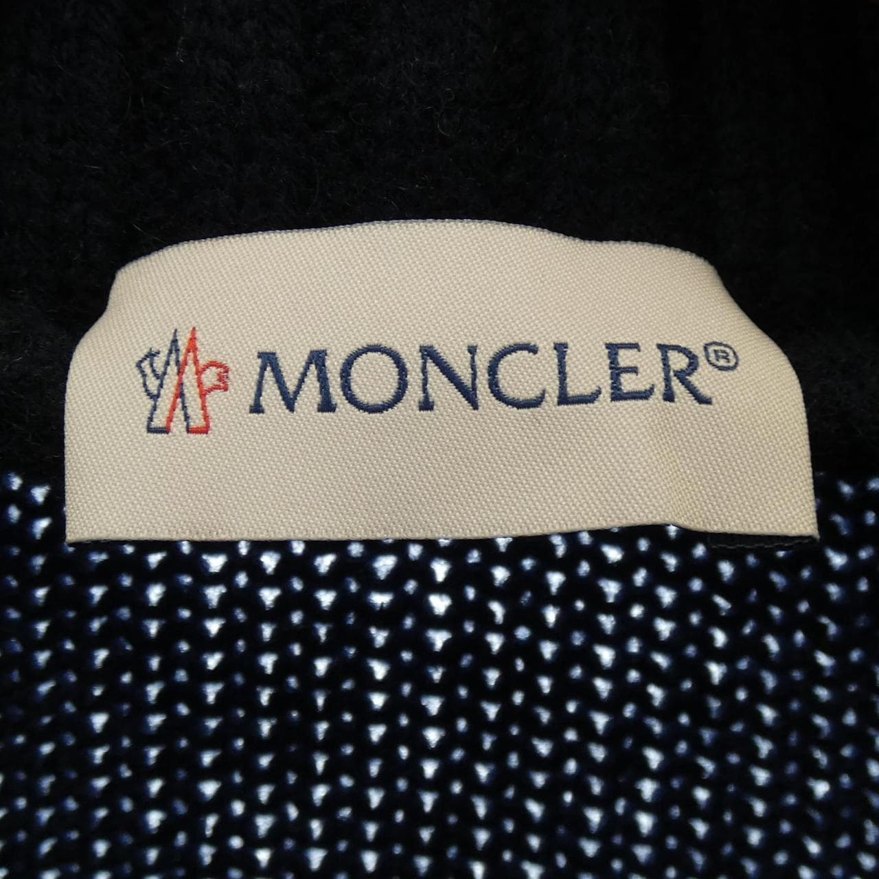 モンクレール MONCLER ダウンジャケット