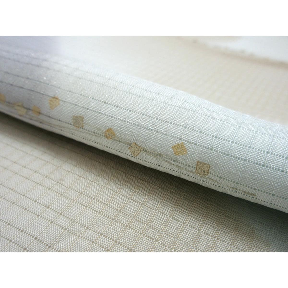 [BRAND NEW] Single layer visiting kimono with gold leaf finish and gradation dyeing