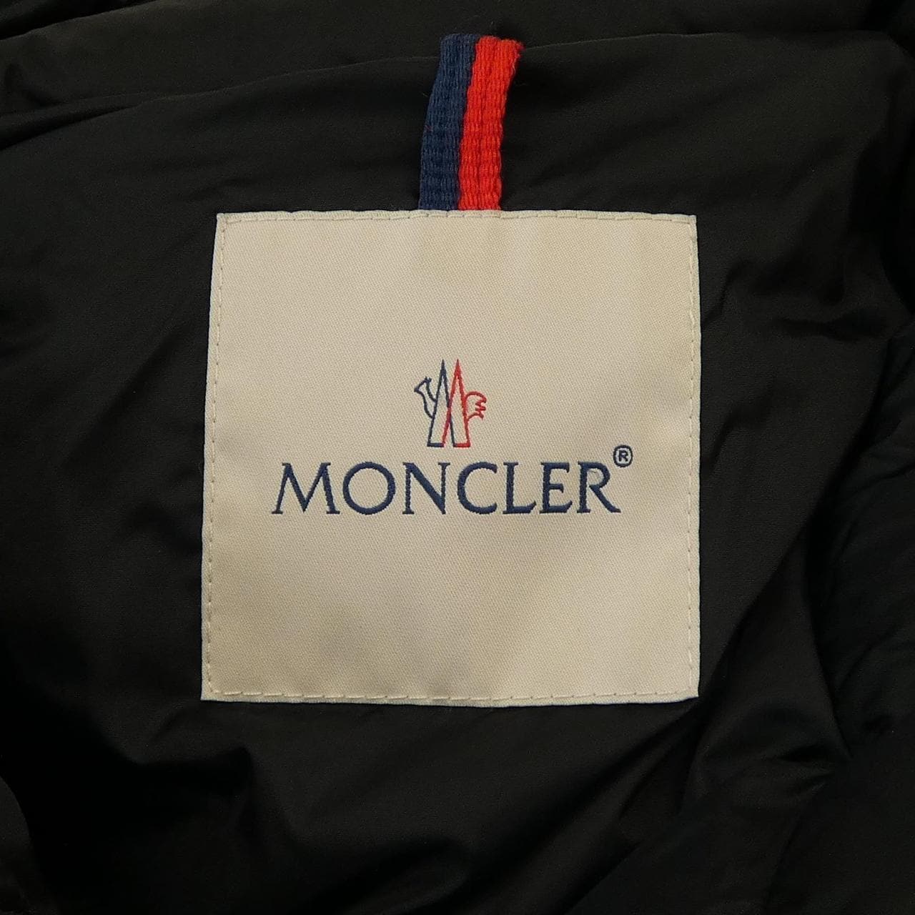 モンクレール MONCLER ダウンジャケット