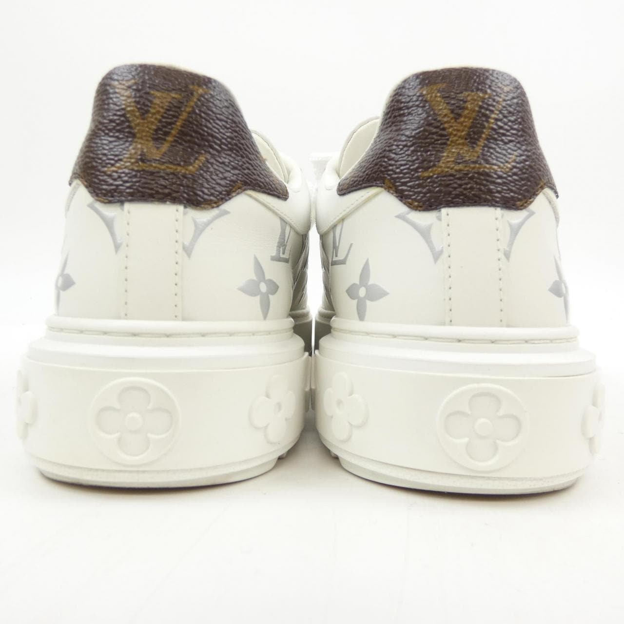ルイヴィトン LOUIS VUITTON モノグラムパターン タイムアウトライン スニーカー