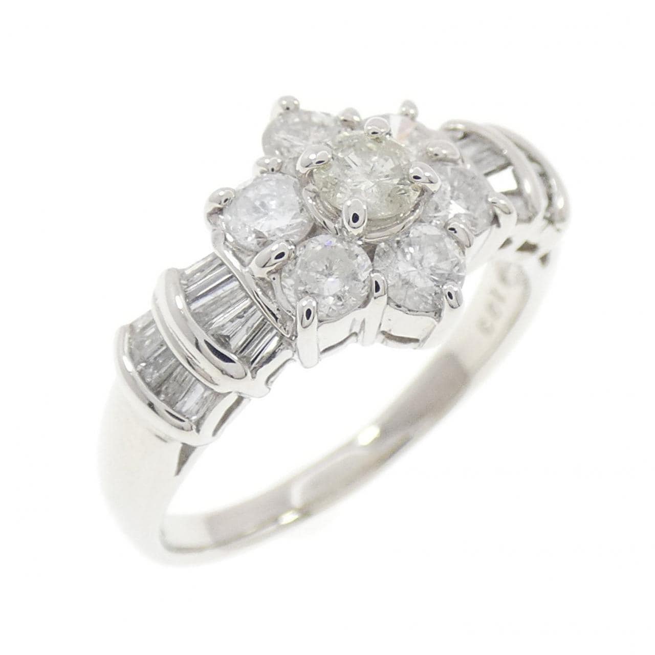 PT900 ダイヤモンド リング 1.00CT