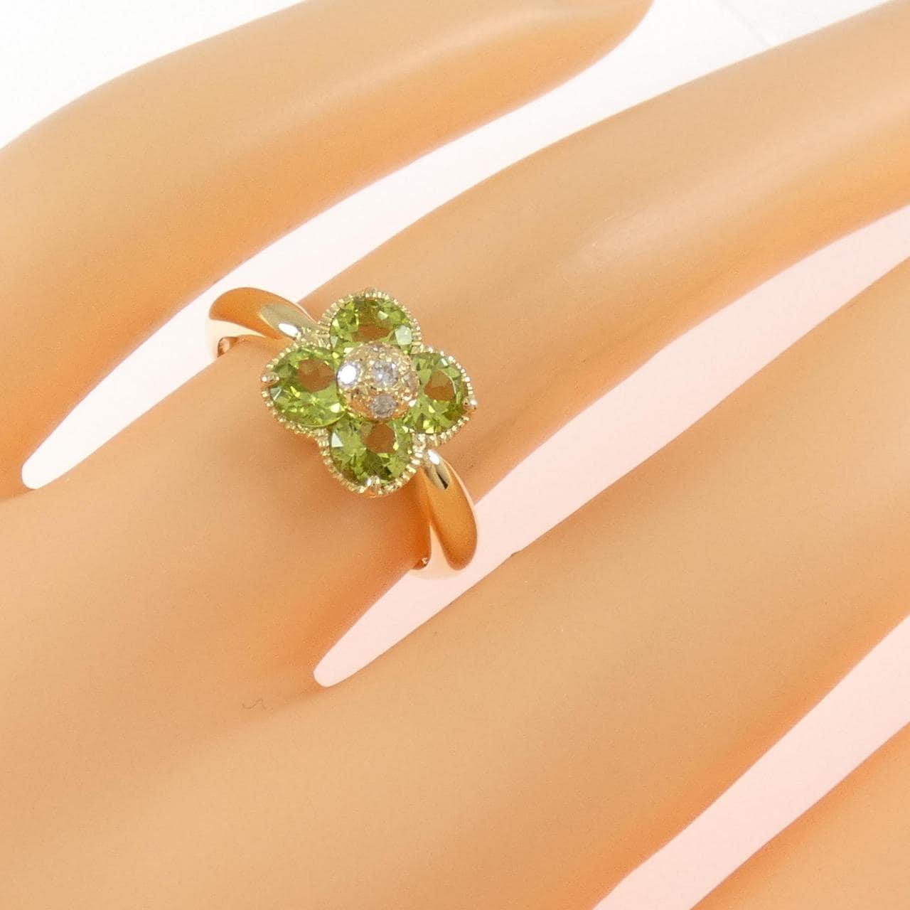 K18YG フラワー ペリドット リング