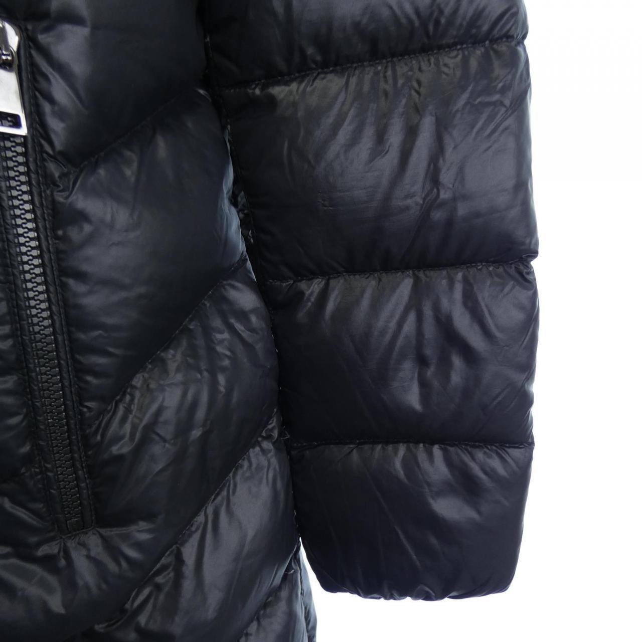 モンクレール MONCLER CAMBALES ダウンコート