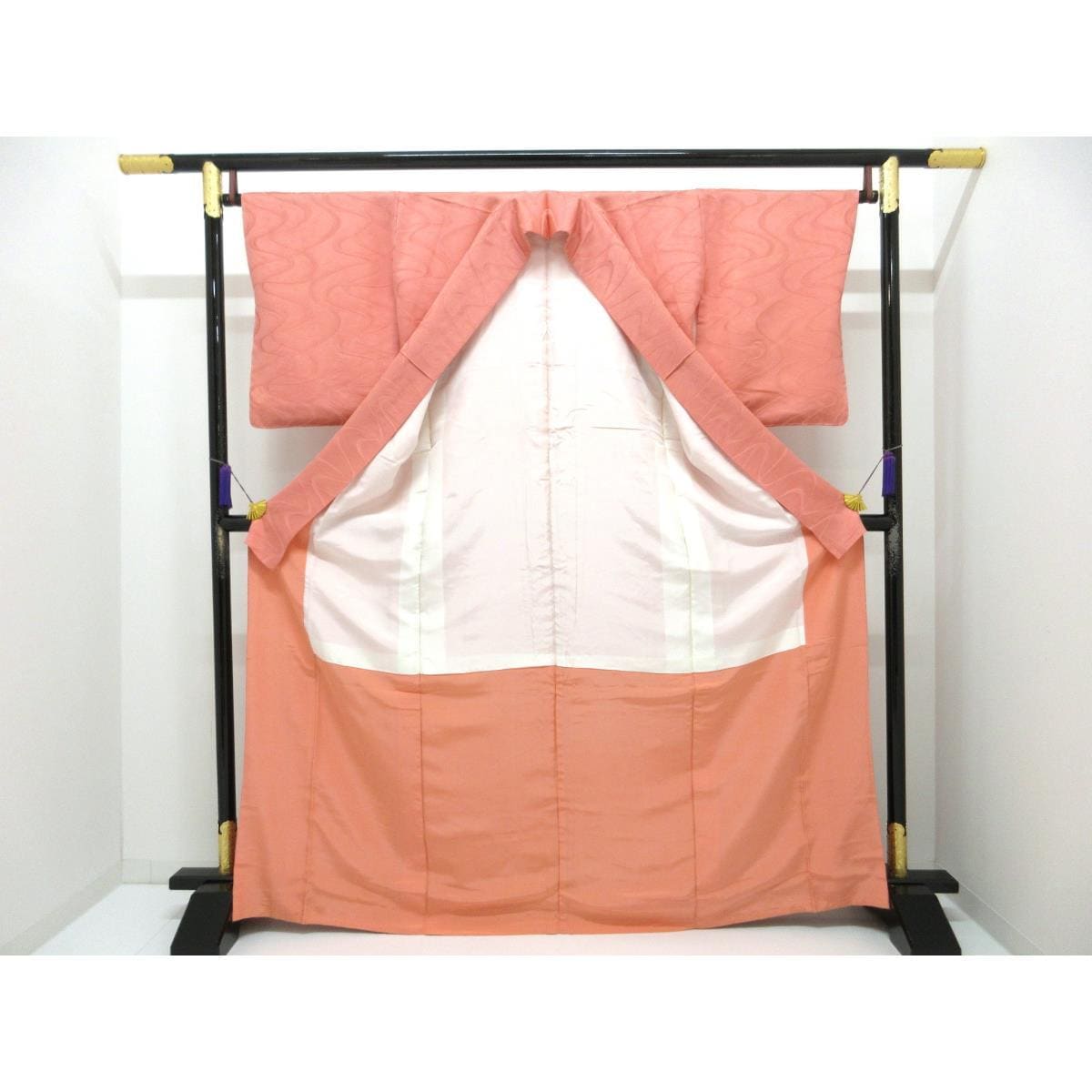 【未使用品】色無地　丸に抱茗荷【千總】